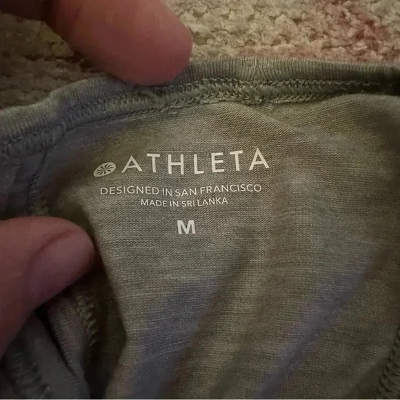 Athleta Essence Tie Back Racerback Tank Top Size M Exercise Athletic Yoga - Picture 8 of 16